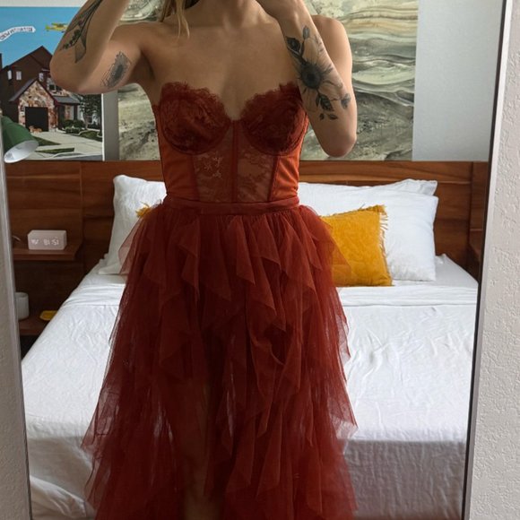 x REVOLVE Bustier Gown - Picture 3 of 6